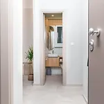Menthe, Nilie Hospitality Mgmt Апартаменты *
